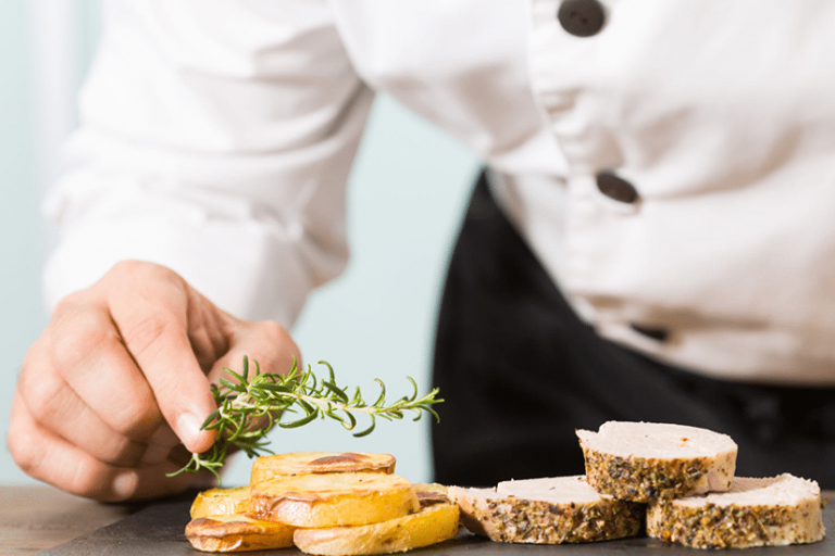 SOL-EDU-Latinos-Estudiar-gastronomia-en-Australia-residencia-en-destacada-australia