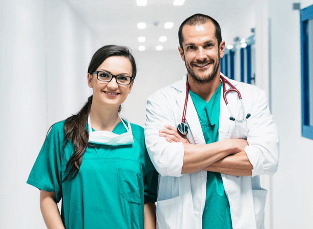 SOL-EDU-Latinos-Estudiar-medicina-en-Australia-residencia-en-australia-destacada
