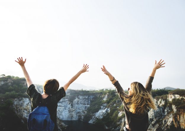 adventure-2548133_1920 SOL-Edu-planes-para-hacer-con-tus-amigos-por-menos-de-20-dolares-en-brisbane