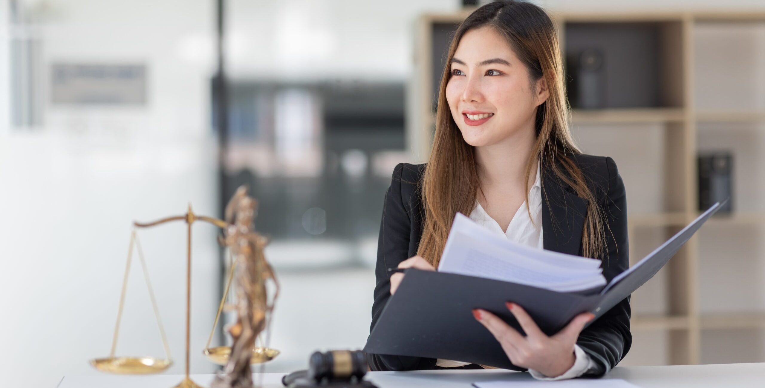 attractive-young-lawyer-in-office-business-woman-a-2023-11-27-05-09-42-utc attractive-young-lawyer-in-office-business-woman-a-2023-11-27-05-09-42-utc