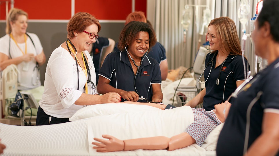 far-north-queensland_cairns-campus_facilities_clinical-labs-nursing-wards-01