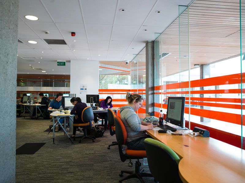 塔斯馬尼亞大學附設語言中心