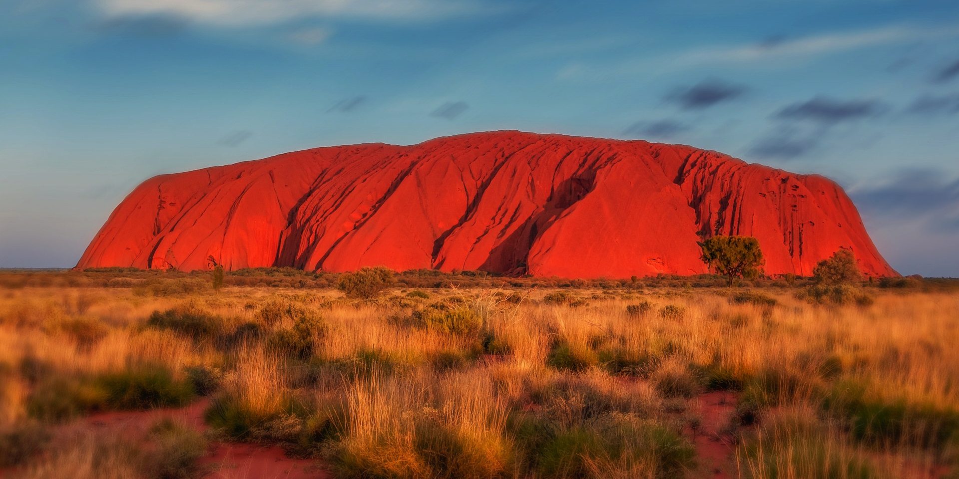 uluru-2058380_1920