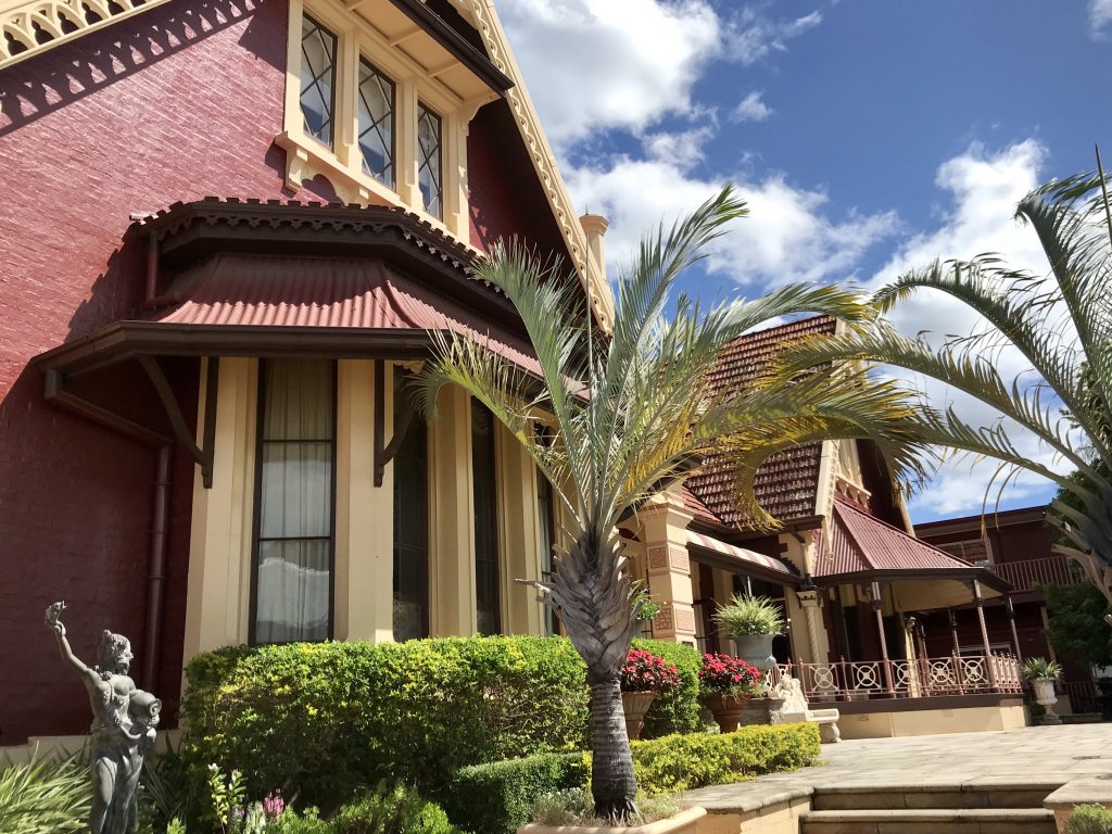 Shafston International College