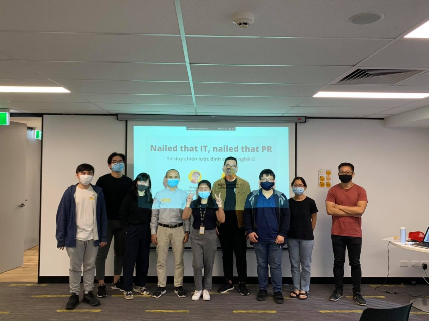 244208948_1198248870672852_4942899564569830758_n Workshop định hướng ngành IT cho các bạn du học sinh Việt Nam ở Úc