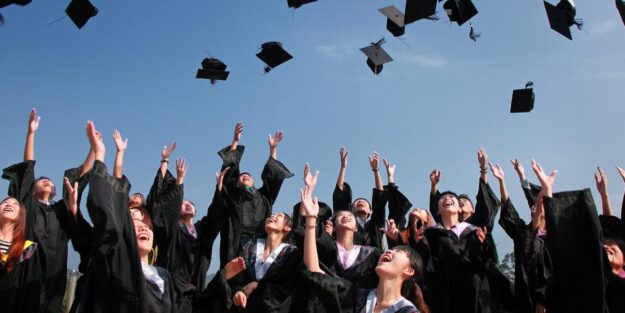 Học bổng 50,000 AUD từ Chính phủ Tây Úc | Chỉ 10 suất toàn cầu