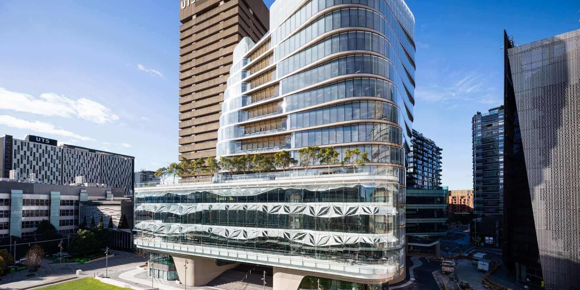 UTS Học Bổng Cambridge Quốc Tế UTS College 2026 – Đến 100% Học Phí, Hạn Cuối 31/07