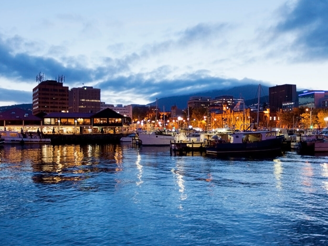 Thêm 1 Năm Post-Study Work Rights tại Hobart cho Du Học Sinh (2025)