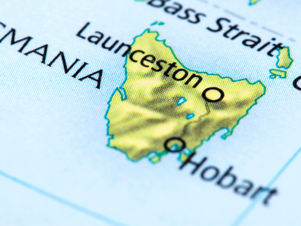 Tasmania dong chi tieu dinh cu 2026