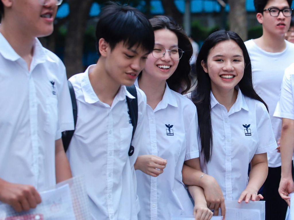Hơn 1,2 triệu thí sinh thi THPT 2026: Vì sao nhiều phụ huynh cân nhắc cho con du học Úc?